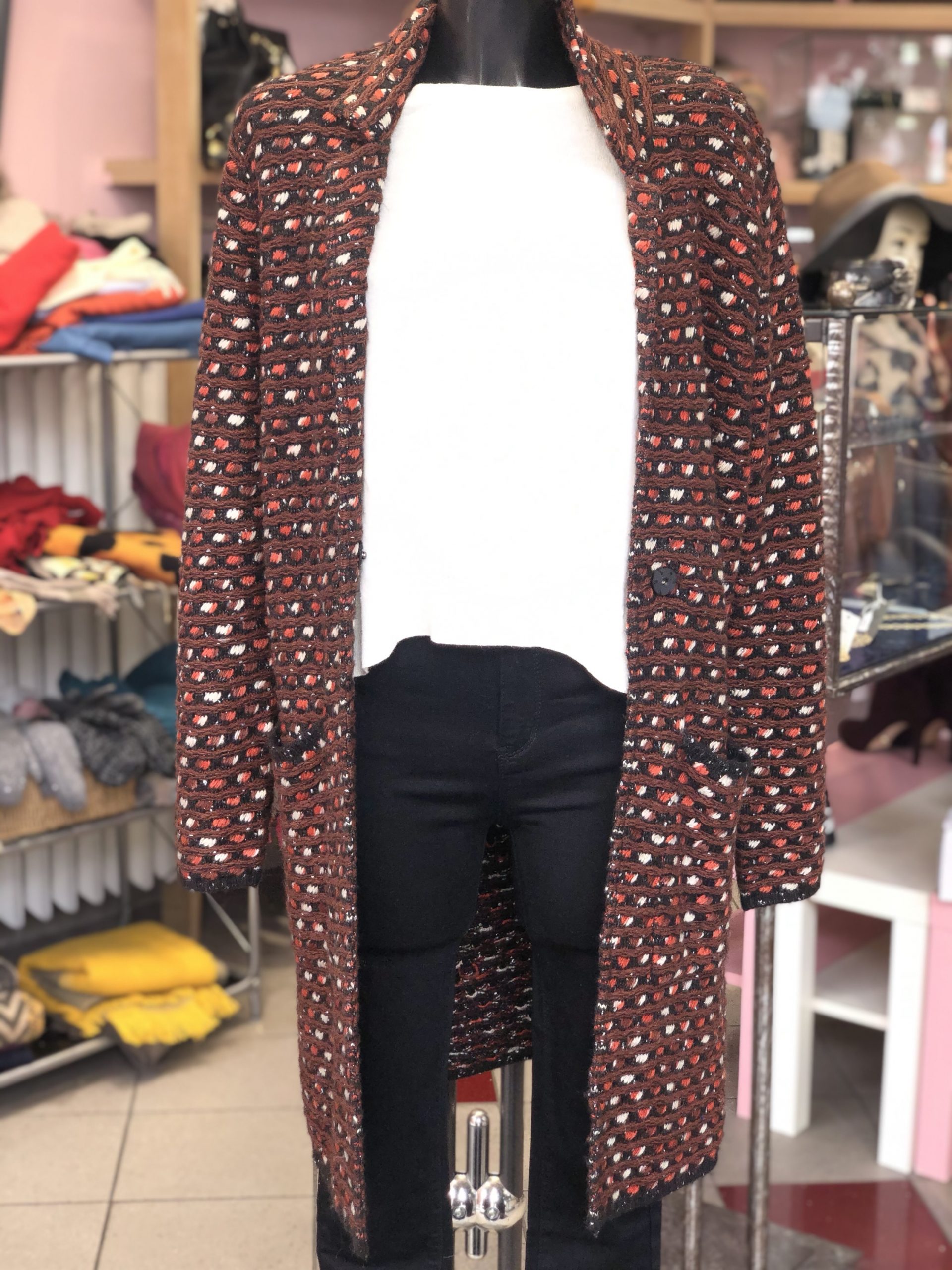 „Taifun“ Bouclé Strickmantel 1 „Taifun“ Bouclé Strickmantel