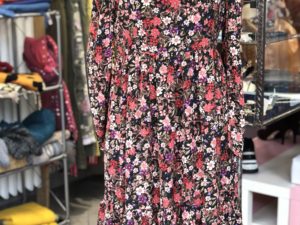 Florales Kleid